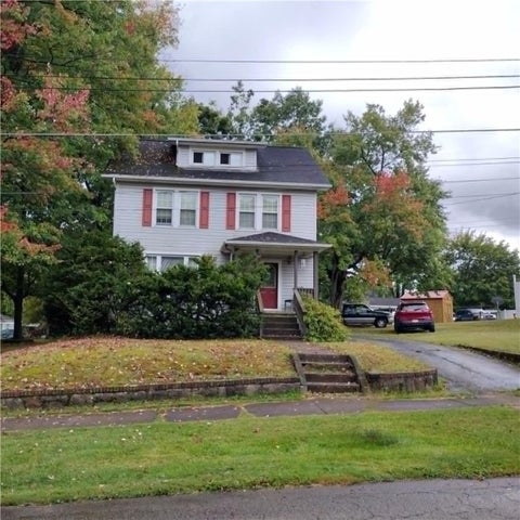 Photo for 512 E Elizabeth St