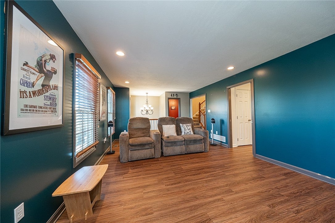 959 Montclair Dr