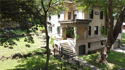 Photo of 4323 Andover Ter, Pittsburgh, PA 15213 (MLS # 1747365)