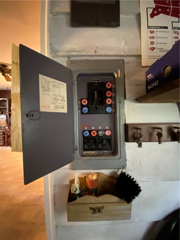 Hempfield Twp - Mer, Pennsylvania 16125, United States, 3 Bedrooms Bedrooms, ,3 BathroomsBathrooms,Residential,Contingent,120090