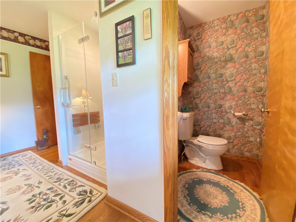 Hempfield Twp - Mer, Pennsylvania 16125, United States, 3 Bedrooms Bedrooms, ,3 BathroomsBathrooms,Residential,Contingent,120090