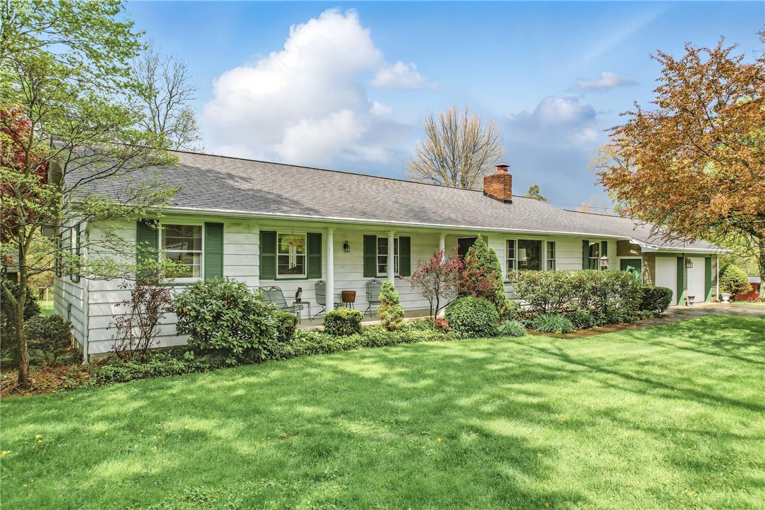 Hempfield Twp - Mer, Pennsylvania 16125, United States, 3 Bedrooms Bedrooms, ,3 BathroomsBathrooms,Residential,Contingent,120090