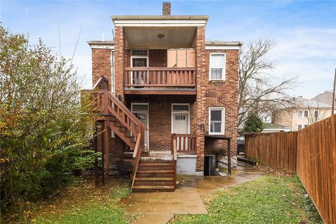Photo of 817 N Sheridan Ave, Pittsburgh, PA 15206 (MLS # 1733463)