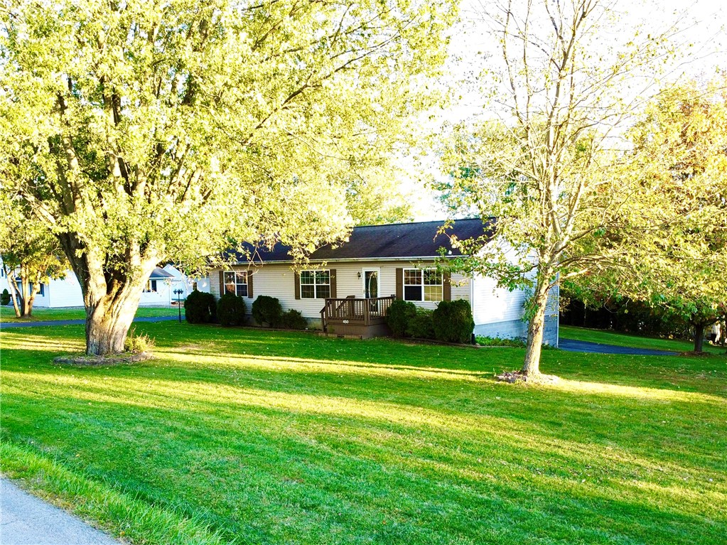 Neshannock Twp, Pennsylvania 16105, United States, 3 Bedrooms Bedrooms, ,2 BathroomsBathrooms,Residential,Active,230320