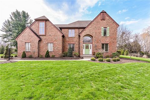 Photo of 1118 Sandstone Rd, Greensburg, PA 15601 (MLS # 1746375)