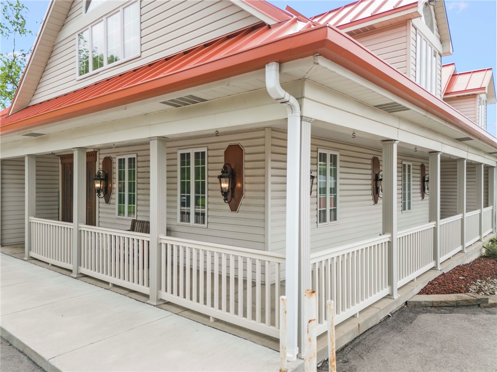 108 W McMurray