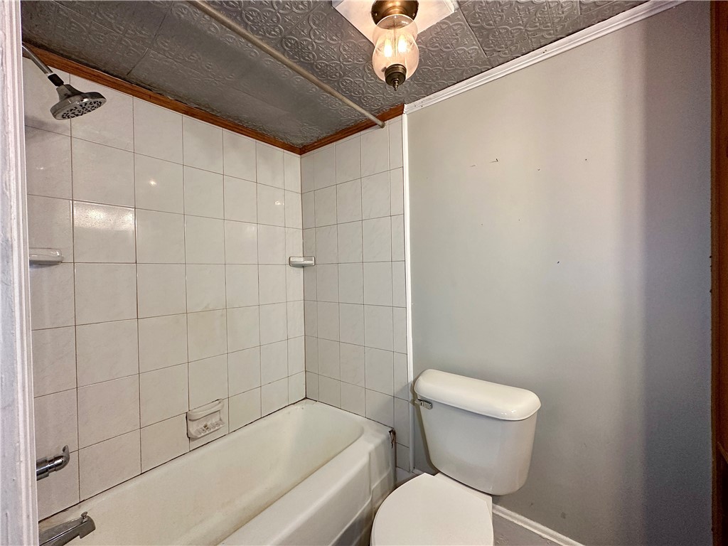 Slippery Rock Twp, Pennsylvania 16101, United States, 3 Bedrooms Bedrooms, ,2 BathroomsBathrooms,Residential,Active,229653