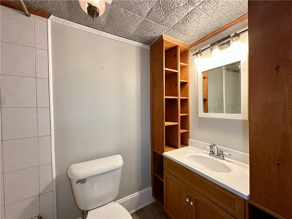 Slippery Rock Twp, Pennsylvania 16101, United States, 3 Bedrooms Bedrooms, ,2 BathroomsBathrooms,Residential,Active,229653