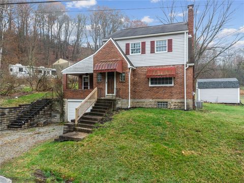 Photo of 601 Milltown Rd, New Kensington, PA 15068 (MLS # 1731613)