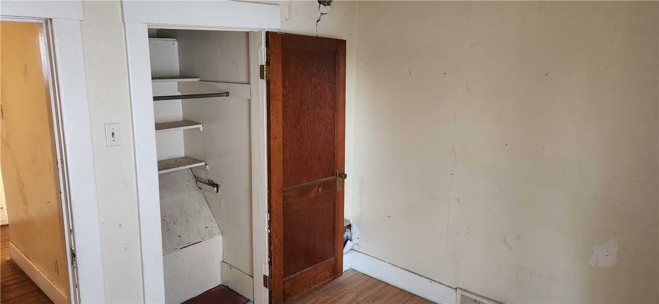 Sharon, Pennsylvania 16146, United States, ,Residential,Active,26380