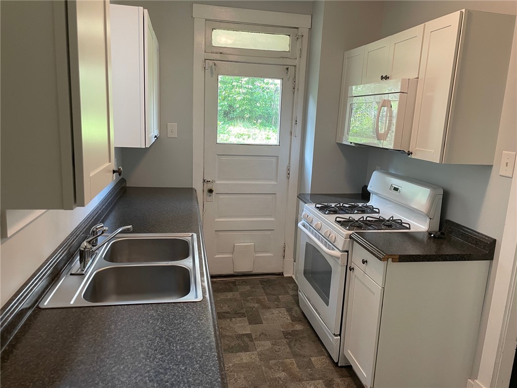 123 Kathleen St