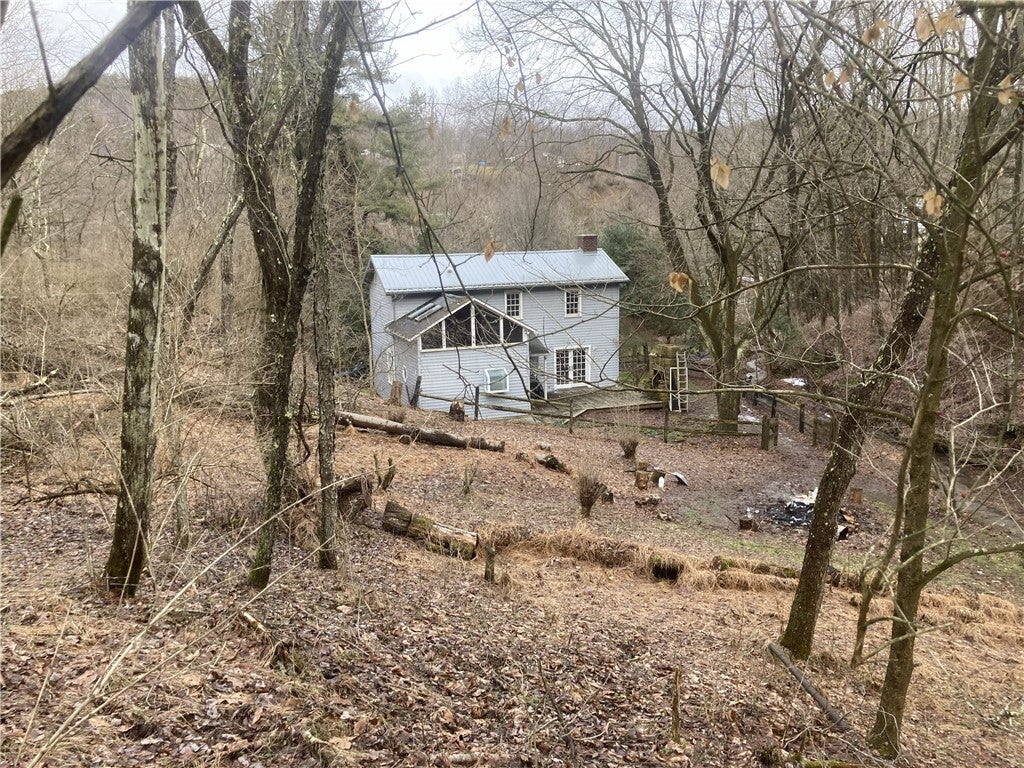 2524 Camp Meeting Road
