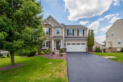 2087 Majestic Dr North Strabane PA 15317