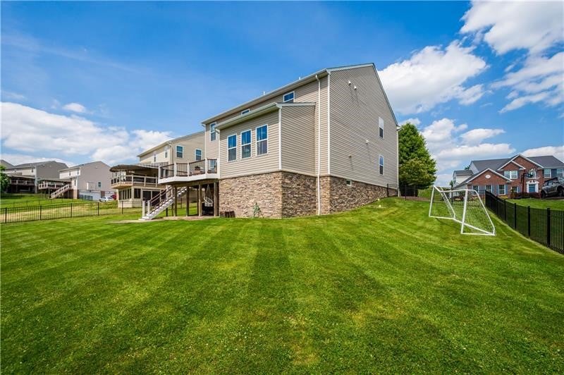 2087 Majestic Dr