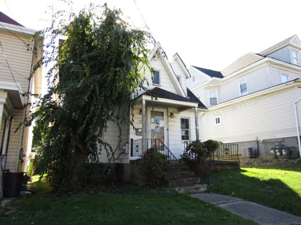 421 W College St St, Canonsburg, Pennsylvania image 3