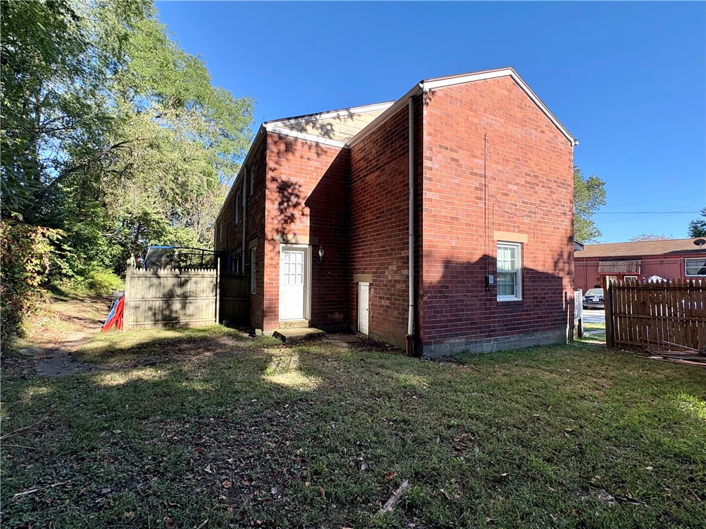 Moon/Crescent Twp, Pennsylvania 15108, United States, 2 Bedrooms Bedrooms, ,1 BathroomBathrooms,Residential,Active,220854