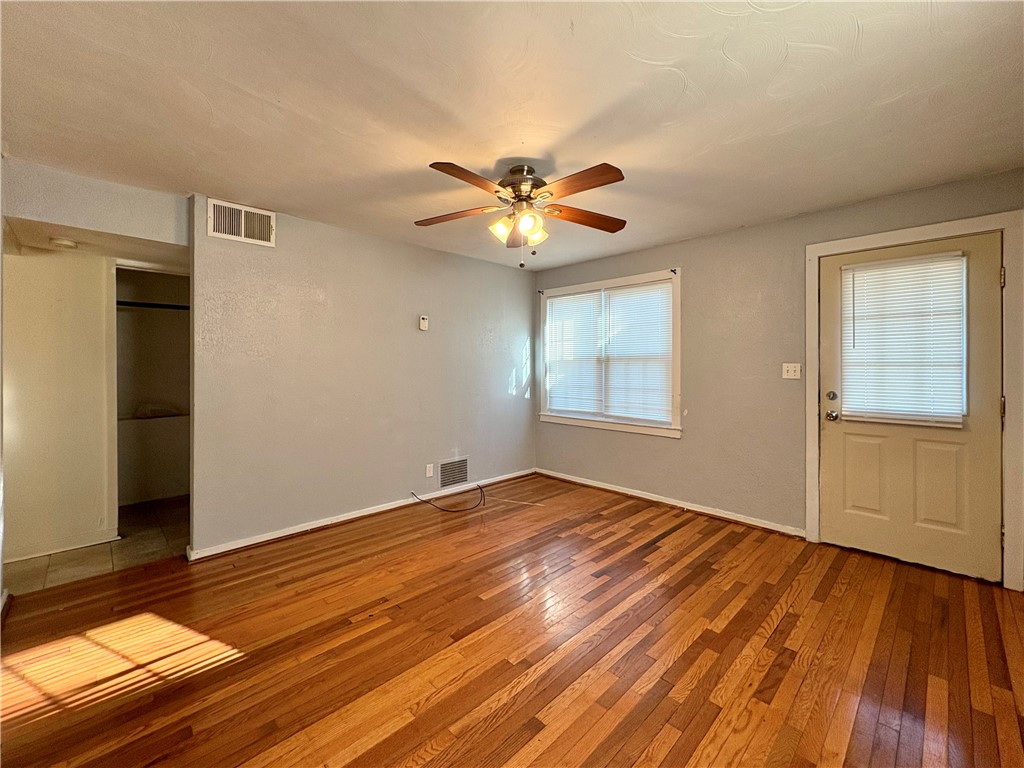 Moon/Crescent Twp, Pennsylvania 15108, United States, 2 Bedrooms Bedrooms, ,1 BathroomBathrooms,Residential,Active,220854