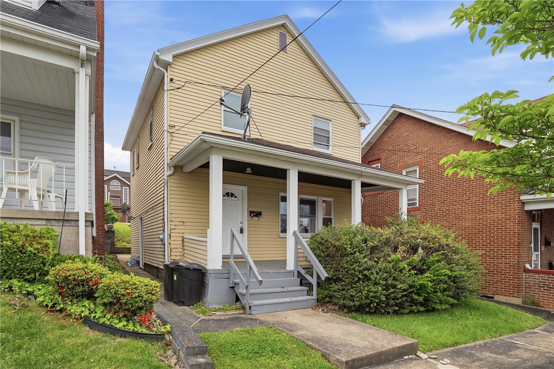 1135 Graham Avenue