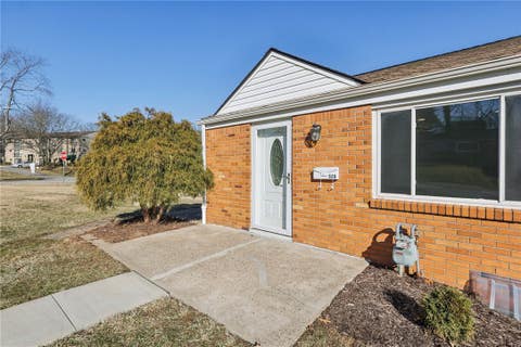 Photo for 520 Rosewood Dr