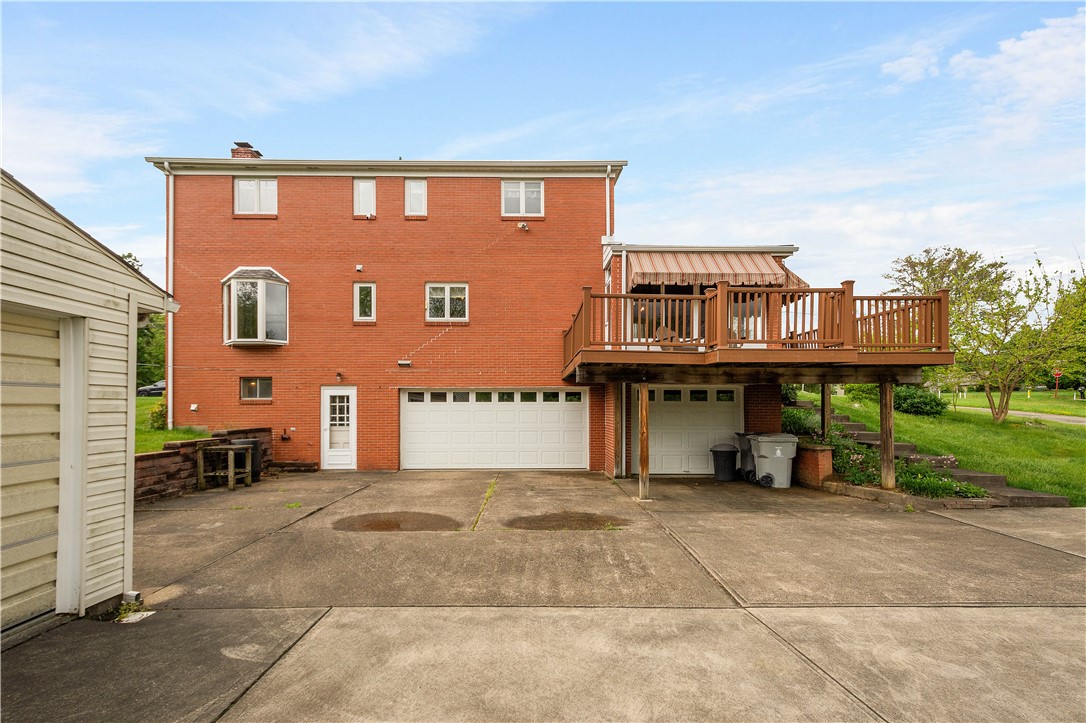 Peters Twp, Pennsylvania 15367, United States, 4 Bedrooms Bedrooms, ,3 BathroomsBathrooms,Residential,Pending,57852