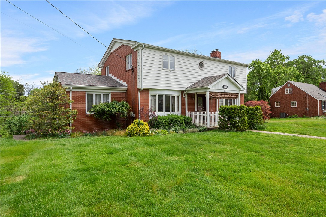 Peters Twp, Pennsylvania 15367, United States, 4 Bedrooms Bedrooms, ,3 BathroomsBathrooms,Residential,Pending,57852