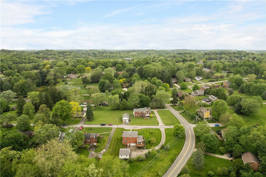 Peters Twp, Pennsylvania 15367, United States, 4 Bedrooms Bedrooms, ,3 BathroomsBathrooms,Residential,Pending,57852