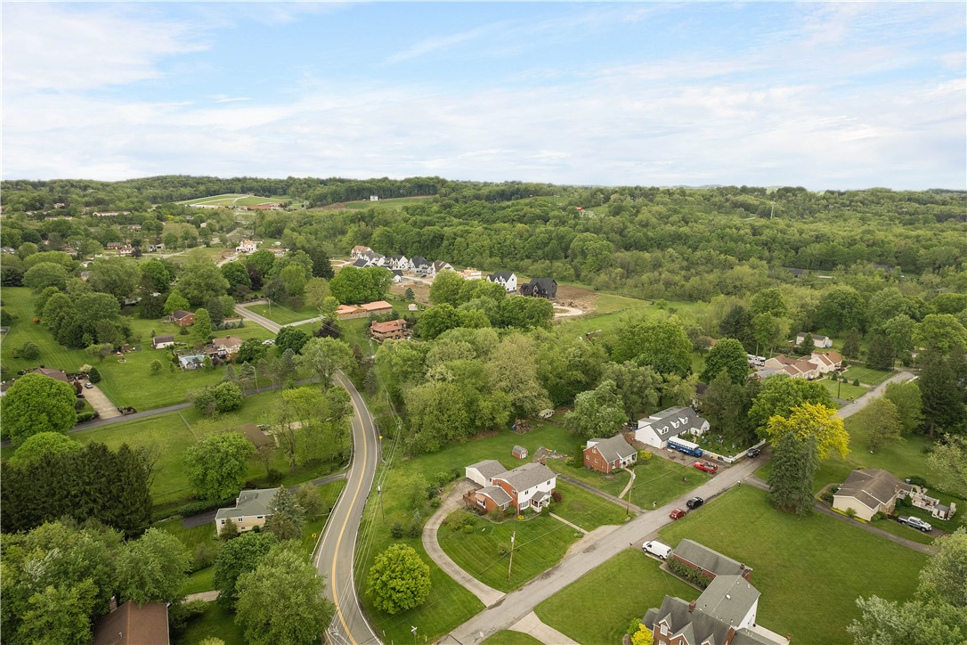 Peters Twp, Pennsylvania 15367, United States, 4 Bedrooms Bedrooms, ,3 BathroomsBathrooms,Residential,Pending,57852