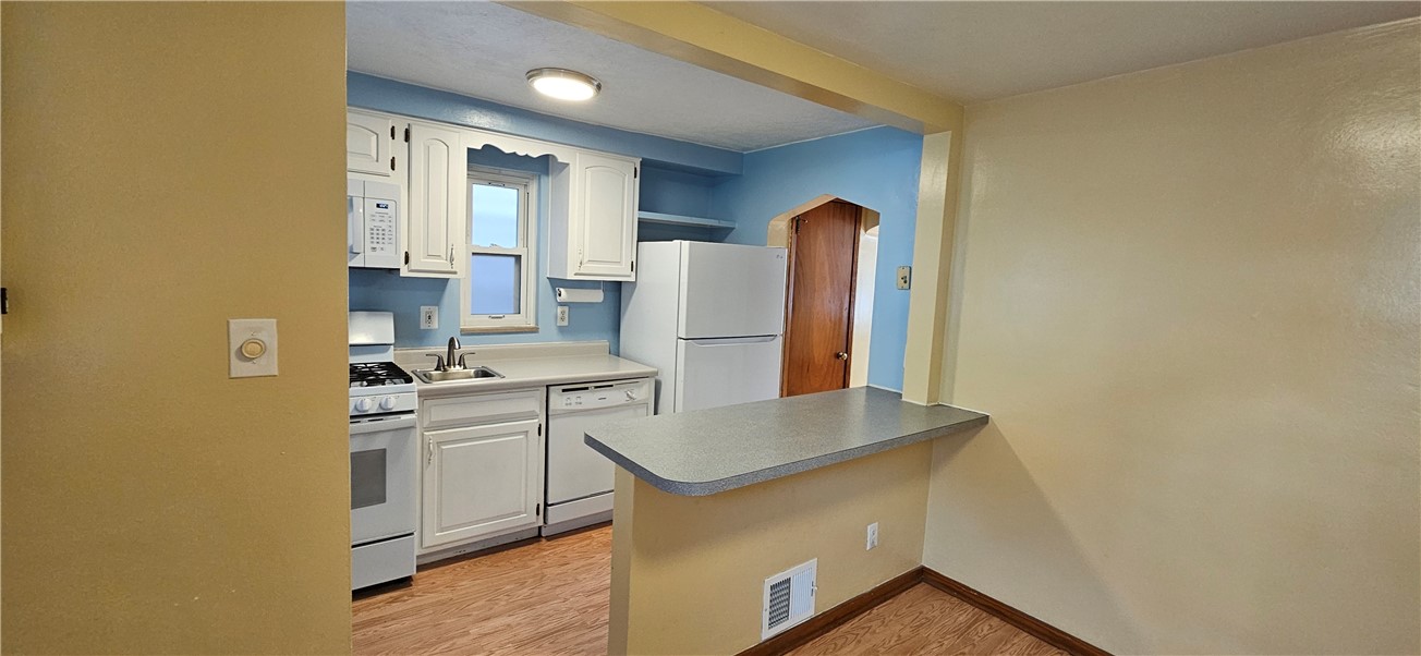 Morningside, Pennsylvania 15206, United States, 2 Bedrooms Bedrooms, ,1 BathroomBathrooms,Residential,Active,247798