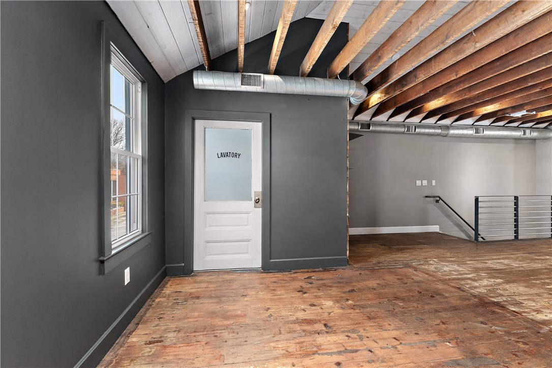 Sewickley, Pennsylvania 15143, United States, ,Commercial,Contingent,21855