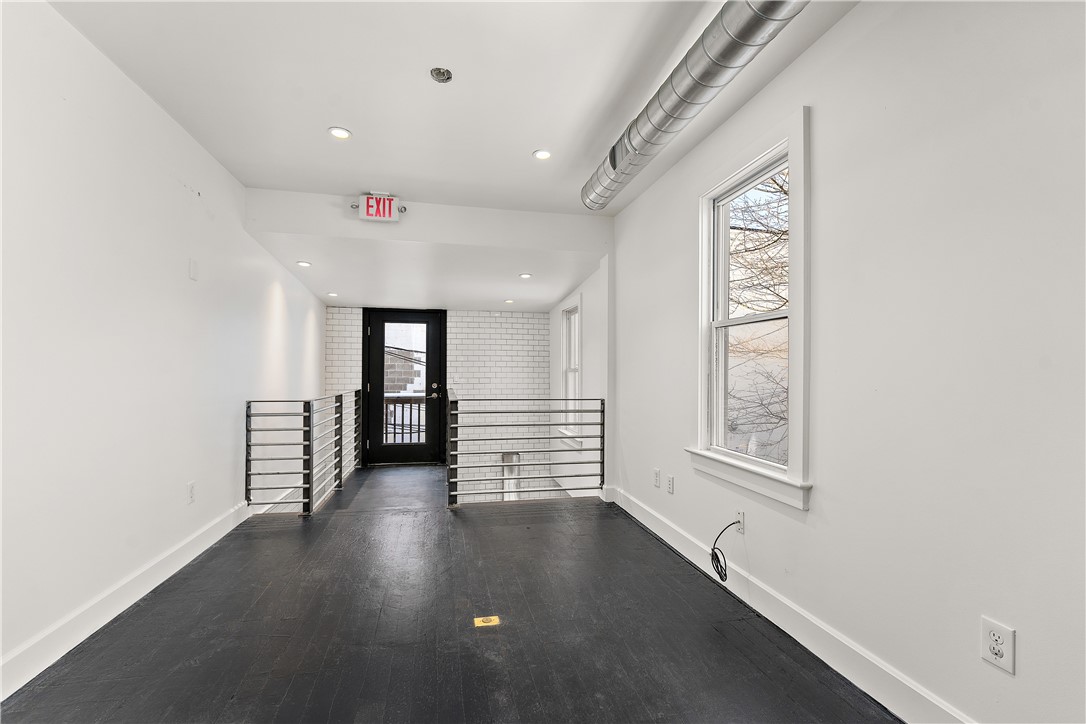 Sewickley, Pennsylvania 15143, United States, ,Commercial,Contingent,21855