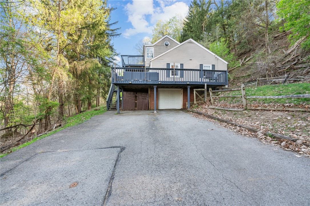 Shaler, Pennsylvania 15223, United States, 2 Bedrooms Bedrooms, ,2 BathroomsBathrooms,Residential,Contingent,116535