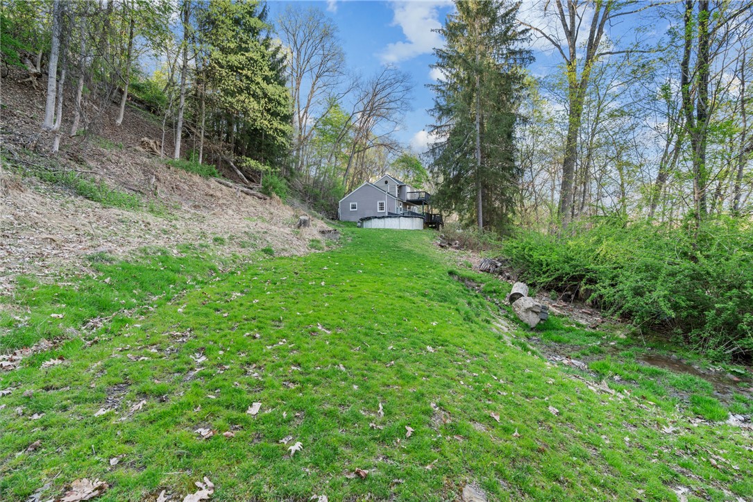 Shaler, Pennsylvania 15223, United States, 2 Bedrooms Bedrooms, ,2 BathroomsBathrooms,Residential,Contingent,116535