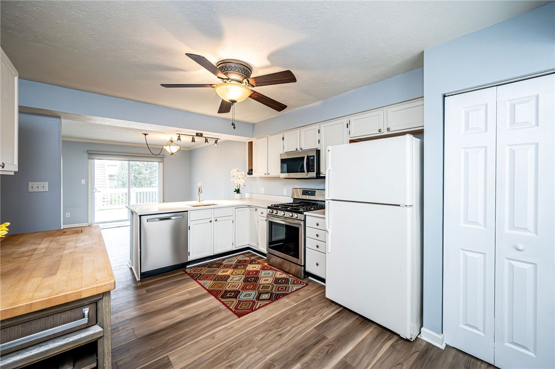 Greensburg, Pennsylvania 15601, United States, 3 Bedrooms Bedrooms, ,3 BathroomsBathrooms,Residential,Pending,5582