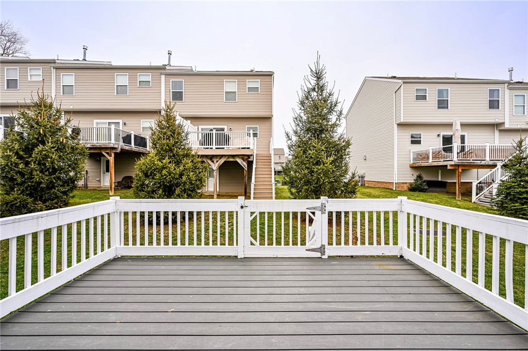 Greensburg, Pennsylvania 15601, United States, 3 Bedrooms Bedrooms, ,3 BathroomsBathrooms,Residential,Pending,5582