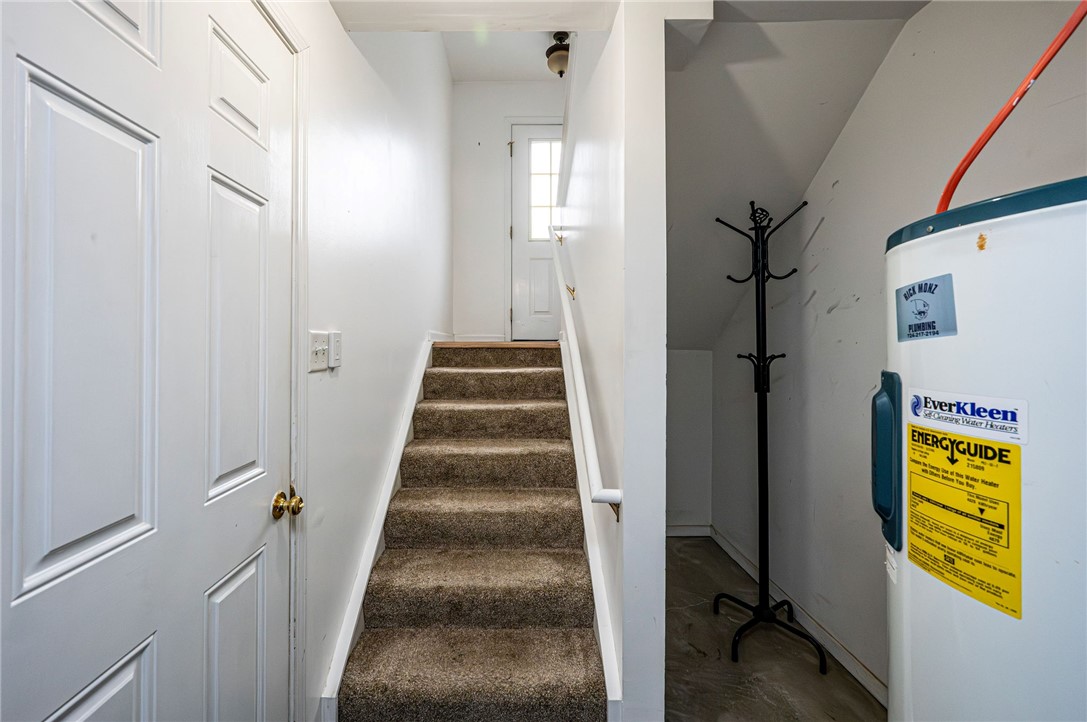 Greensburg, Pennsylvania 15601, United States, 3 Bedrooms Bedrooms, ,3 BathroomsBathrooms,Residential,Pending,5582