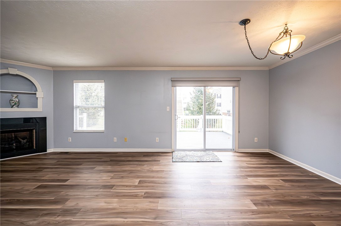 Greensburg, Pennsylvania 15601, United States, 3 Bedrooms Bedrooms, ,3 BathroomsBathrooms,Residential,Pending,5582