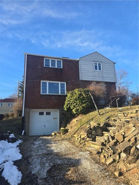 Photo of 1107 Varner Rd, Pittsburgh, PA 15227 (MLS # 1737043)