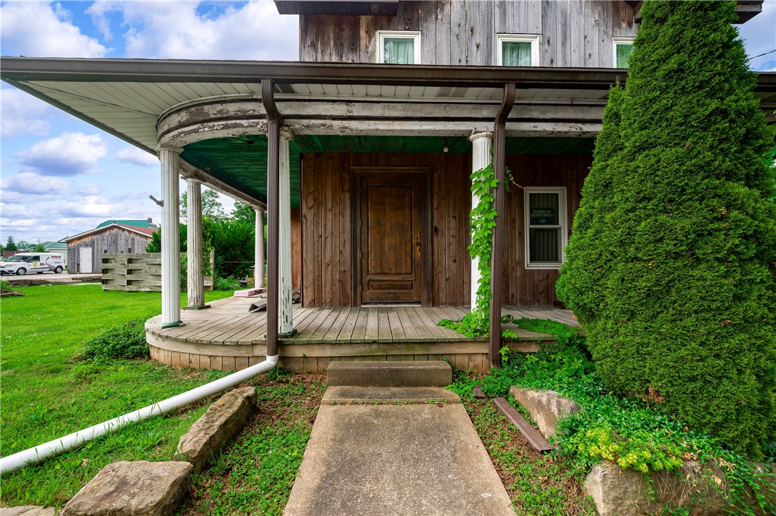 438 Main St