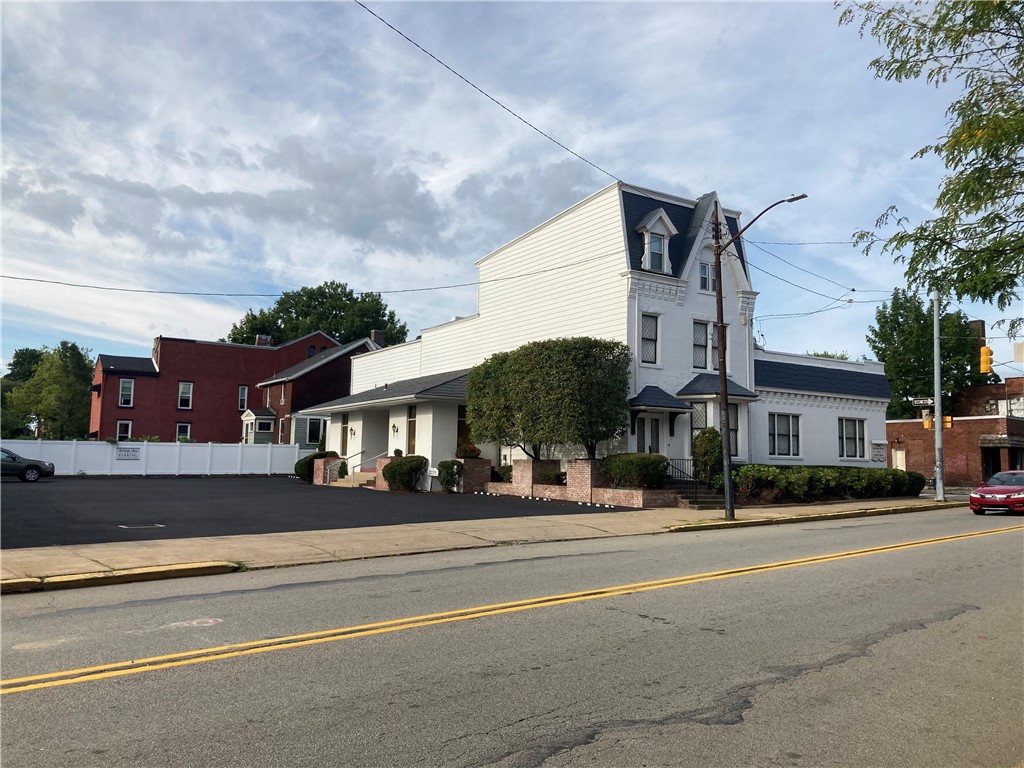 5300 Penn Ave