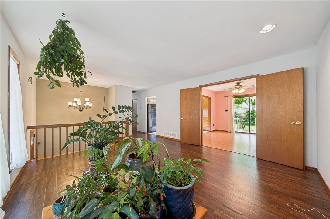 114 Fairview Dr
