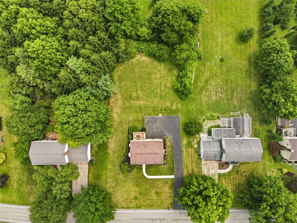 1391 Magee Rd