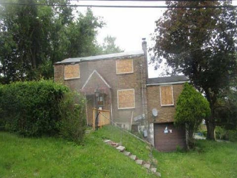 Homes For Sale - 102 Grove Rd Rd<br/> Verona, PA 15147