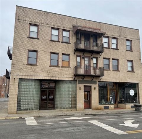 Photo of 35 S Beeson Ave, Uniontown, PA 15401 (MLS # 1735050)