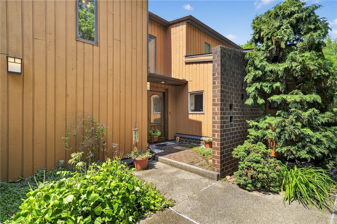 117 Scarborough Ln