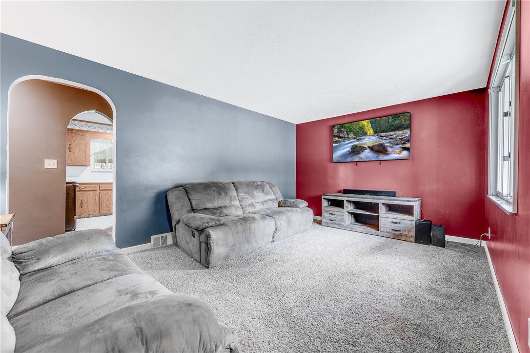86 Virginia Ave Ave, Uniontown, Pennsylvania image 30