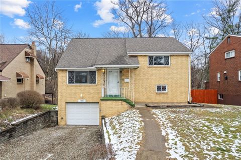 1041 Ardmore Manor Dr Braddock Hills PA 15221