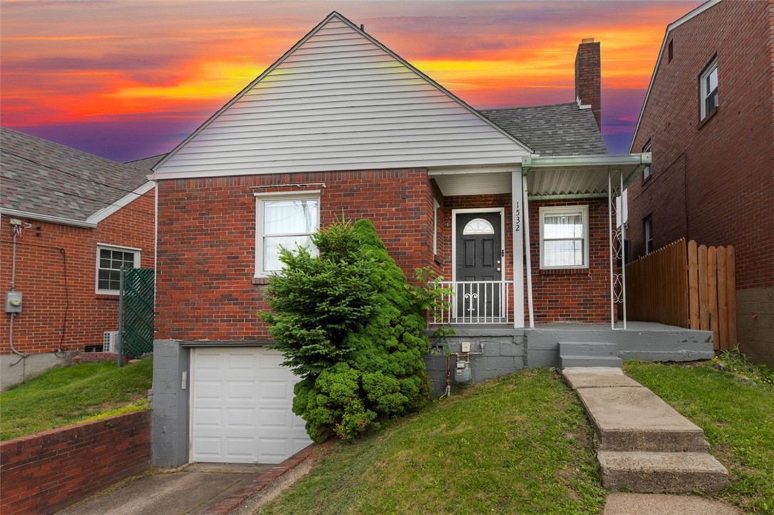 1532 Trinity St