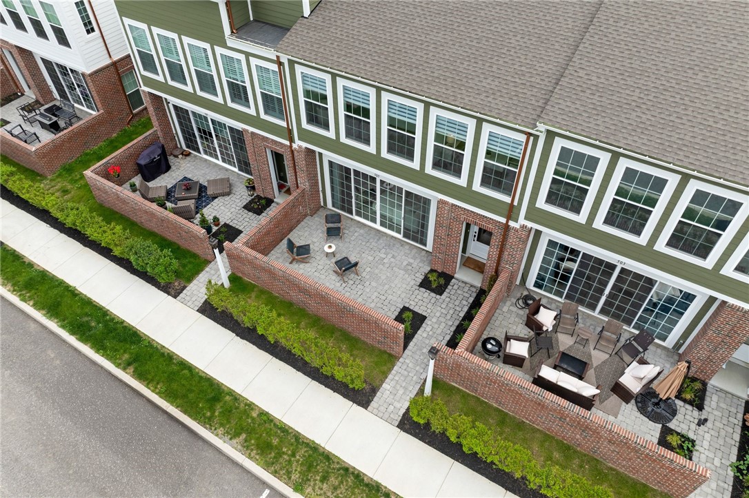 505 High Crescent Rd