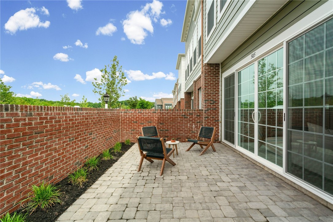 505 High Crescent Rd