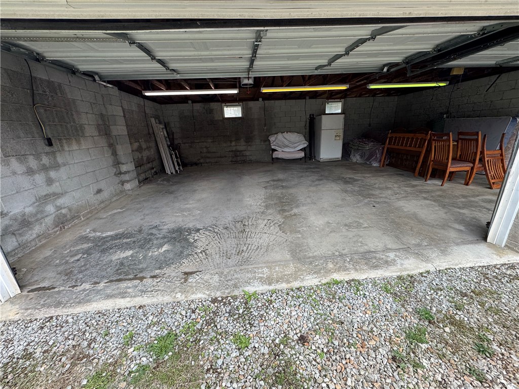 966 Fayette City Road Rd, Fayette City, Pennsylvania image 23